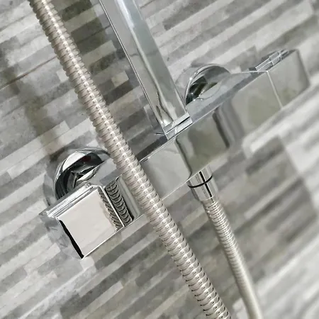 The New Yorker Mini Parking Available York